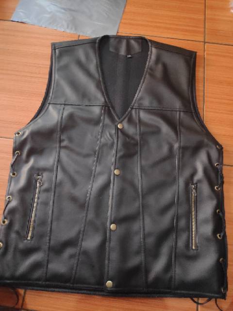 ROMPI MOTOR PRIA / VEST MOTOR /ROMPI HARLEY DAVIDSON/ROMPI SEMI KULIT/ROMPI KULIT SINTETIS