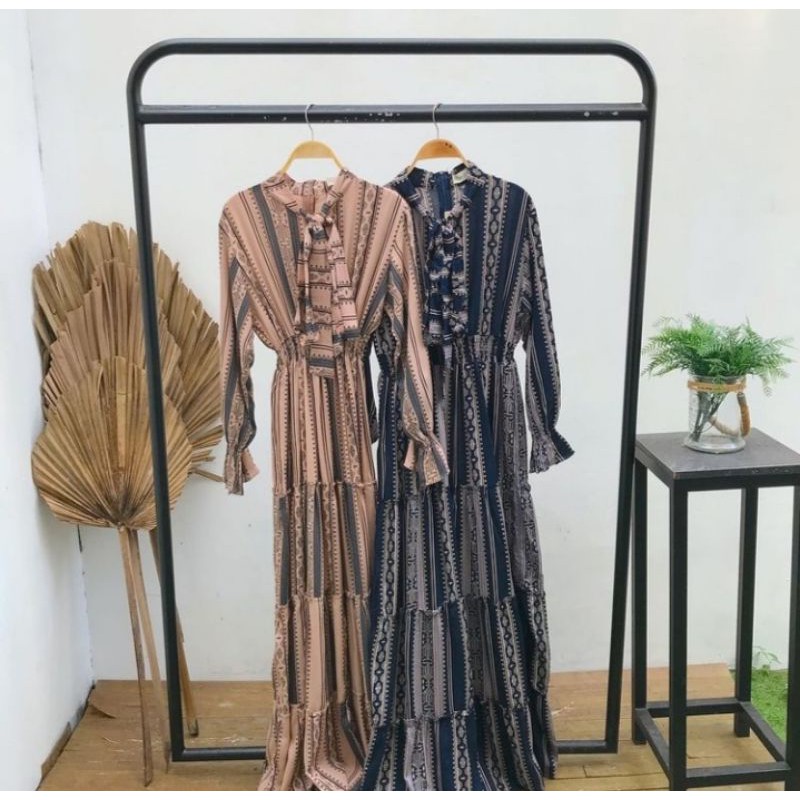 elferd dress mayoutfit