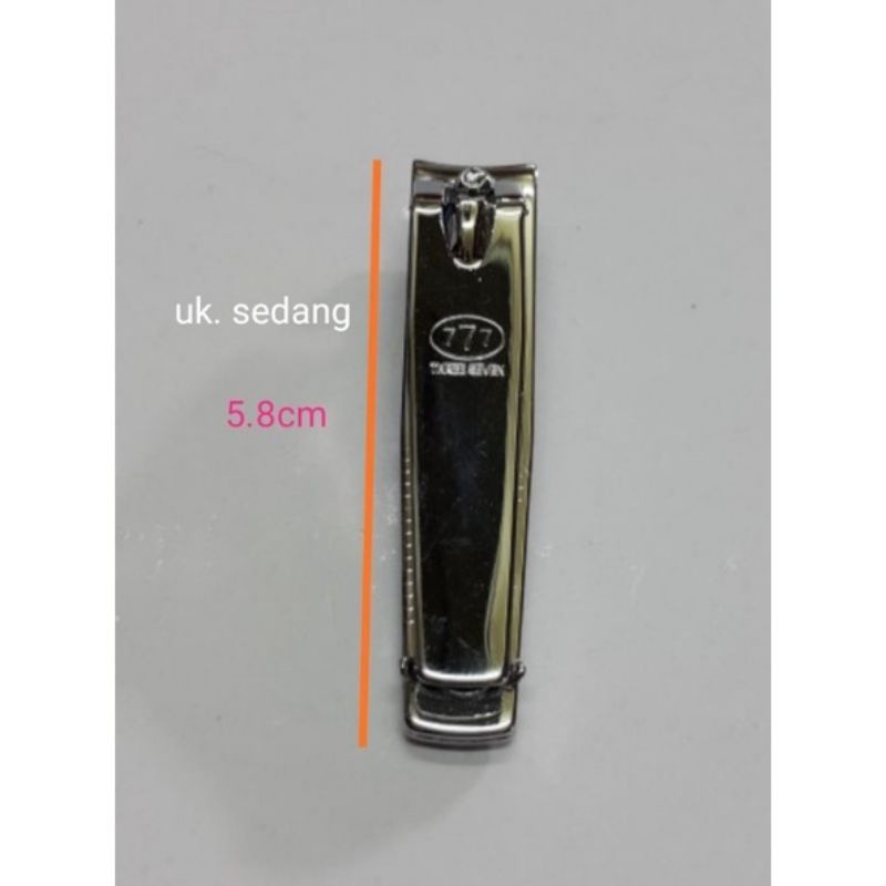 Gunting Kuku Karakter Jepit Kuku Motif Jepit Kuku Mini Nail Clipper Menicure Pedicure Nail Souvenir