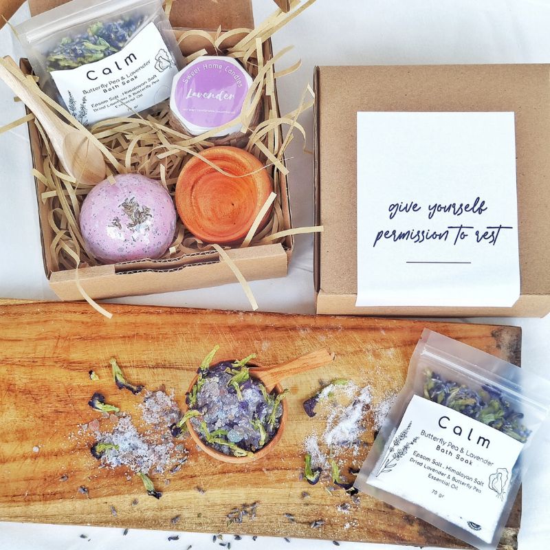Gift set scented candle bath bomb bath salt | hampers lilin aromaterapi