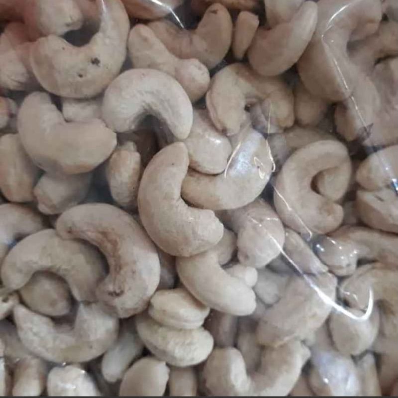 Kacang Mede Super Sulawesi 1kg / Kacang Mede Mentah Super 1kg / Kacang Mede Mentah 1kg