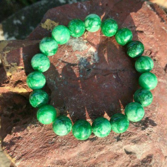GELANG KESEHATAN BATU GIOK BIRMA MOTIF AWAN 10 MM, Untuk Pria Wanita. SekarJagadJogja