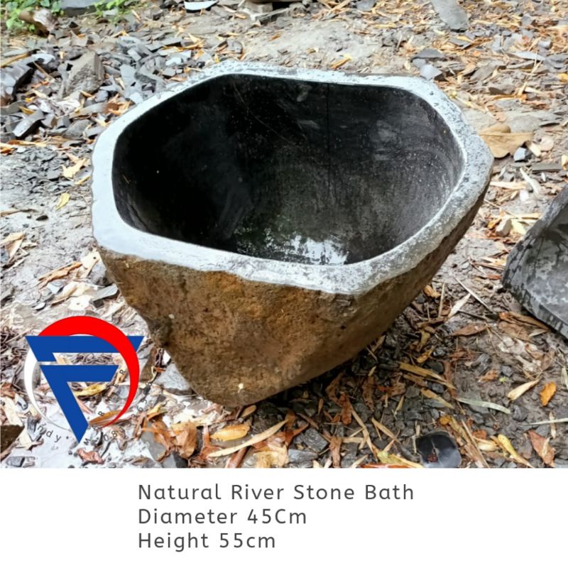 Bak mandi batu kali bentuk natural