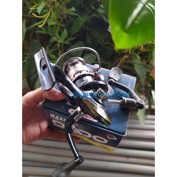 REEL DAIDO MAXIM SPIN BSD 2000 9BB & FREE HANDLE