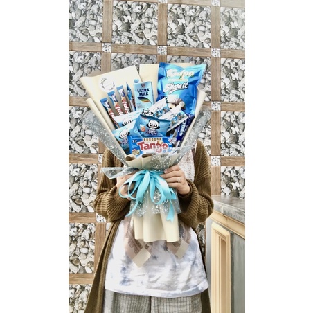 

snack bouquet gembul. bucket premium