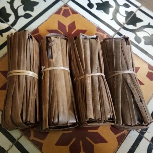

Gula kawung gula aren besar asli bonjoran dan kiloan