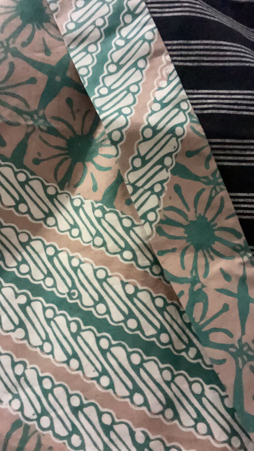 Atasan Batik Lurik Rayya