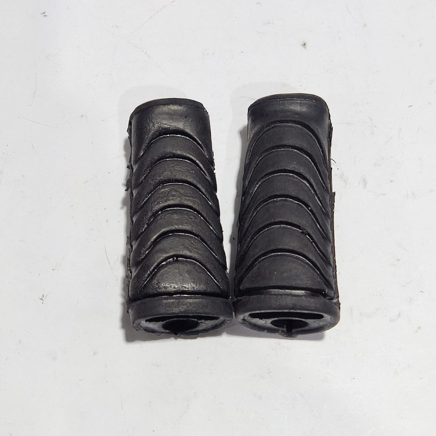 Karet Step Footstep Bastep Depan Honda Revo Blade Pijakan Step Kaki Rubber