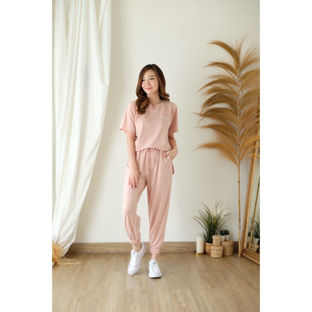 Furry Set ( SPECIAL EDITION ) - Atasan Celana Jogger Setelan Wanita