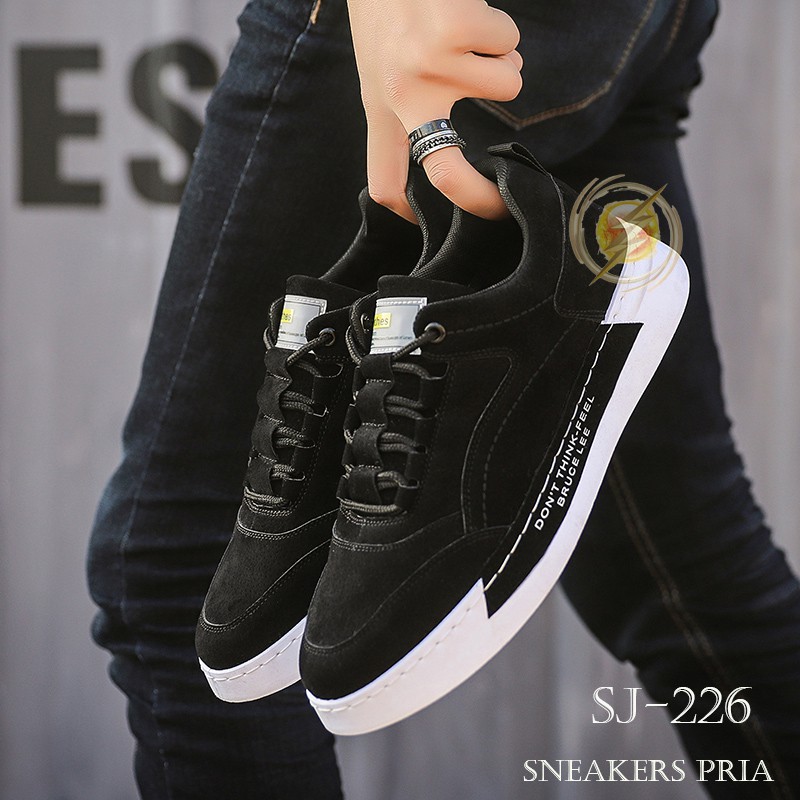 [MONA] Sepatu Sneakers Pria Import &quot;Bruce Lee&quot; Edition Kualitas Super Premium 226