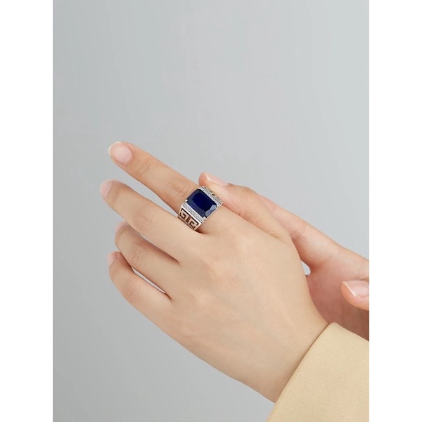 Cincin Pria King Safir Ring Warna Perak Elegan Minimalis Kantoran