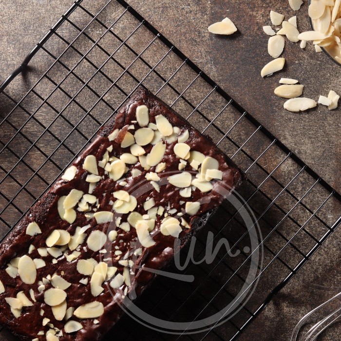 

Fudgy Brownies - Almond by Kun bakedgoods