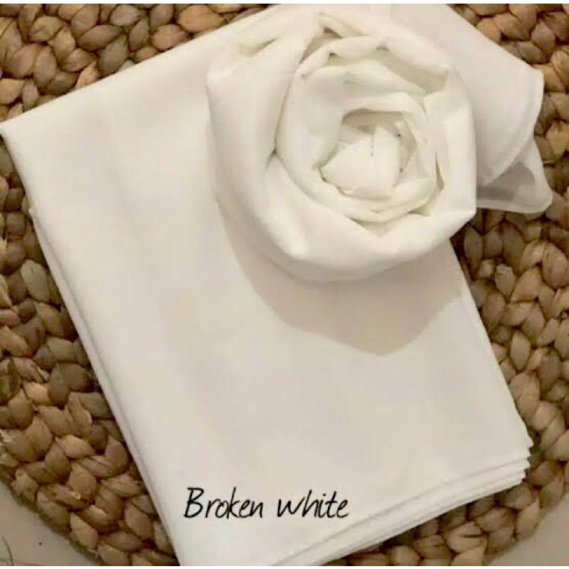 Hijab Instant Diamond Pashmina Tali Panjang Tepi Jahit-Broken White