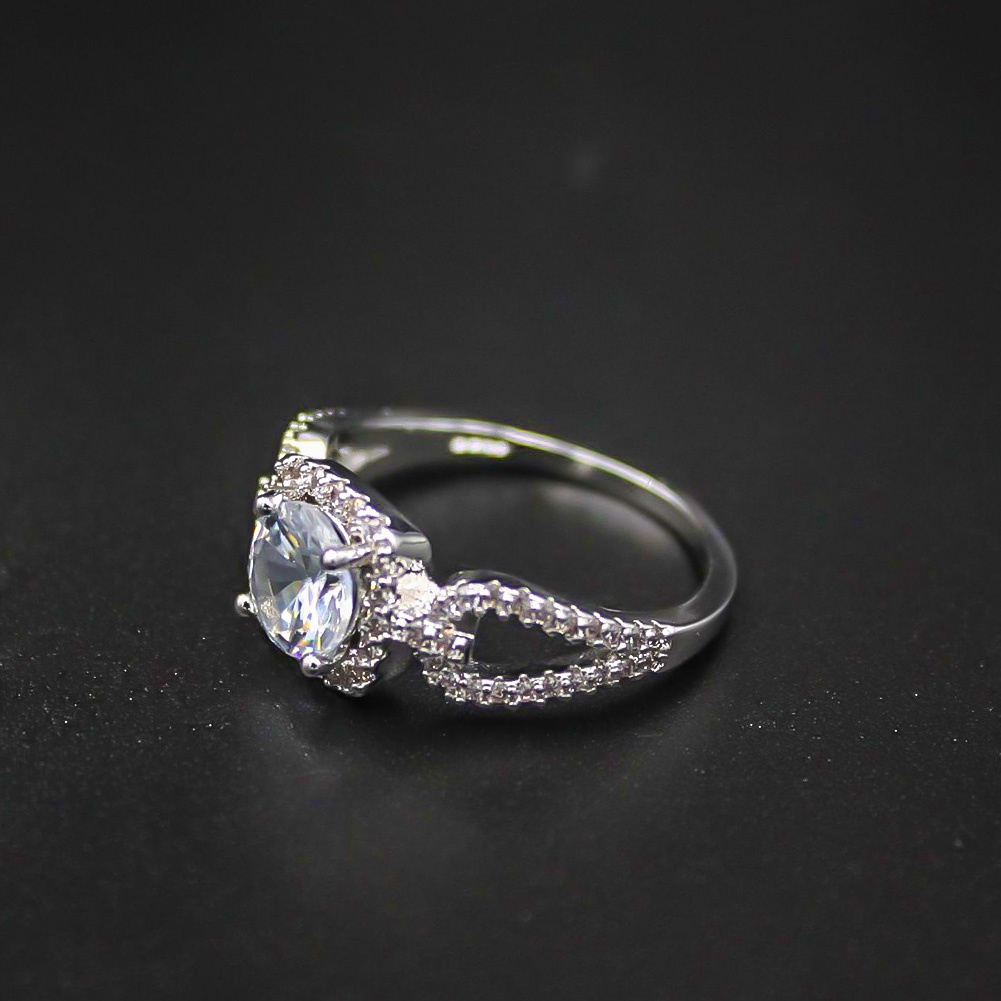 Hu Hu Hu Hu Hu Alat Bantu Pasang Kacamata♡ Cincin Wanita Desain Hollow Hias Cubic Zirconglitter Untuk Pernikahanpengantinhadiah