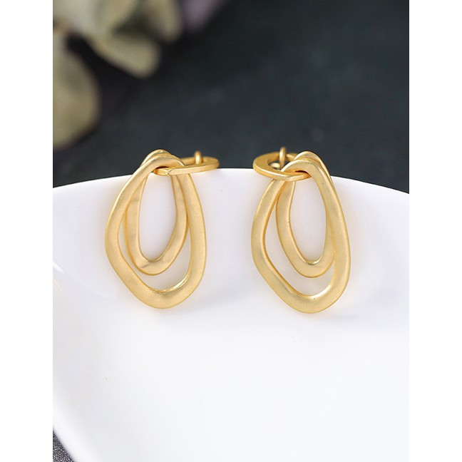 LRC Anting Tusuk Fashion Gold Alloy Geometric Irregular Ring Earrings D37725