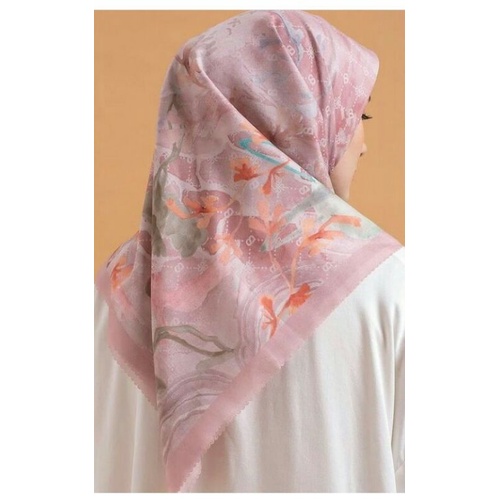 the xanadu series scarf taffy