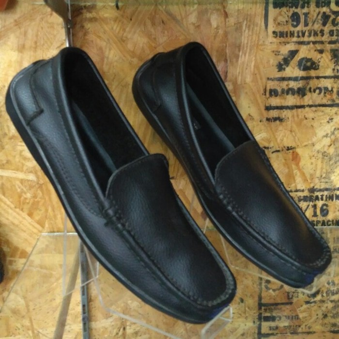 SEPATU PANTOFEL KULIT SINTETIS MURAH FORMAL CASUAL KERJA KANTOR SANTAI LOAFER SLIP ON PRIA WANITA FERARRI