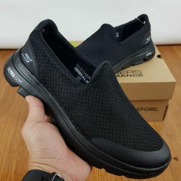 Sepatu Skechers Gowalk 5 Man / Go Walk 5 / Skecher / Skechers Go Walk/sepatu pria