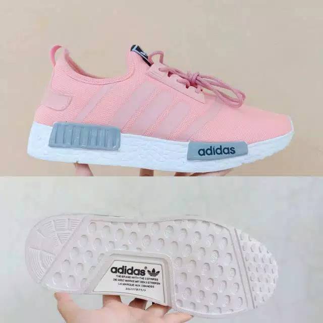 ADIDAS YEZZY BOOTS ORIGINAL