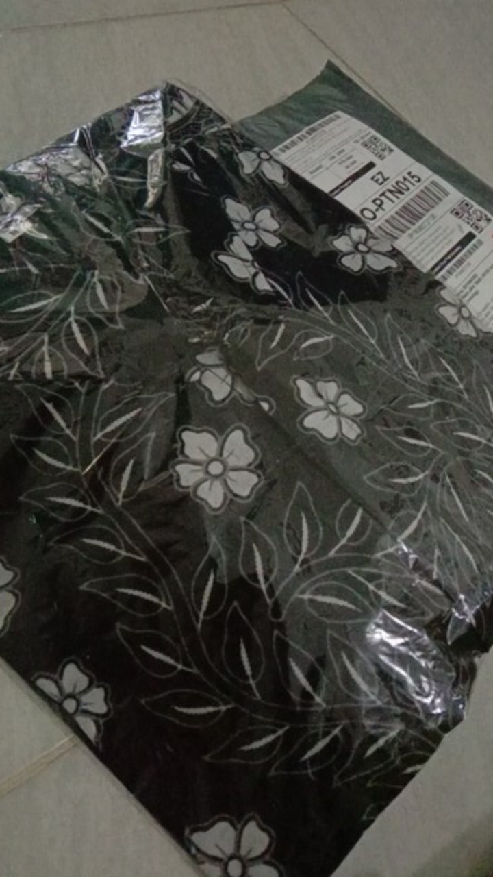 Maura Coupel Batik Couple Keluarga Sania Ruffle Ori Ndoro Jowi Dnt Motif Manuk Tarung Putih