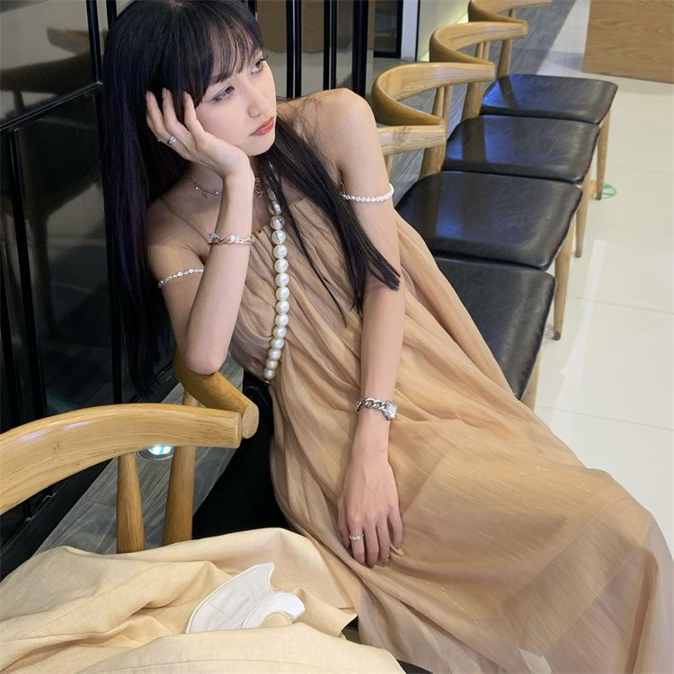 ℗❐❡Angin lembut gaun one-piece 2022 musim panas sangat peri garis vertikal halus flash mutiara tali tube top suspender dress wanita
