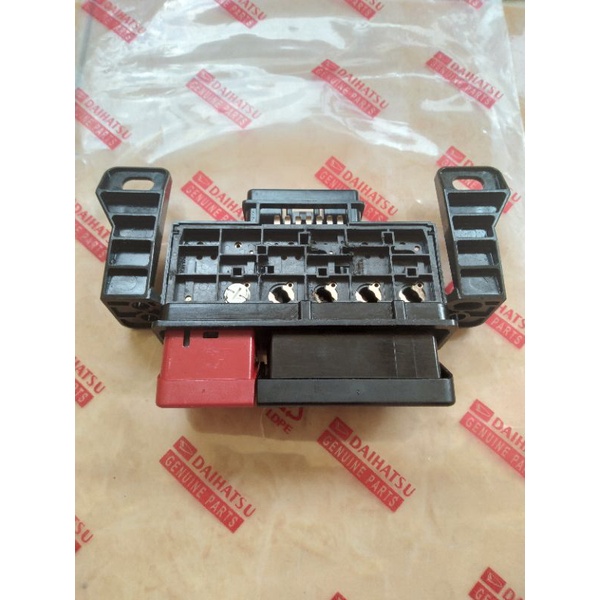 SAKLAR HAZARD TOMBOL SWITCH DAIHATSU GRAND MAX