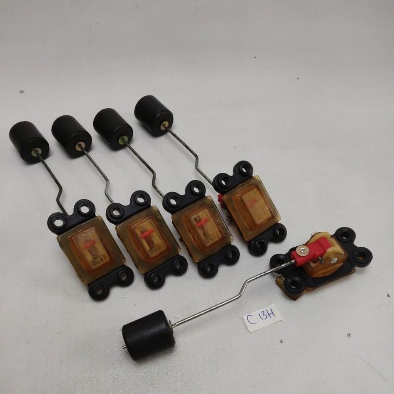 yamaha  v75 v 75 v80 v 80 indikator fuel tank custom kastem cb herex tangki bensin original nos oem 