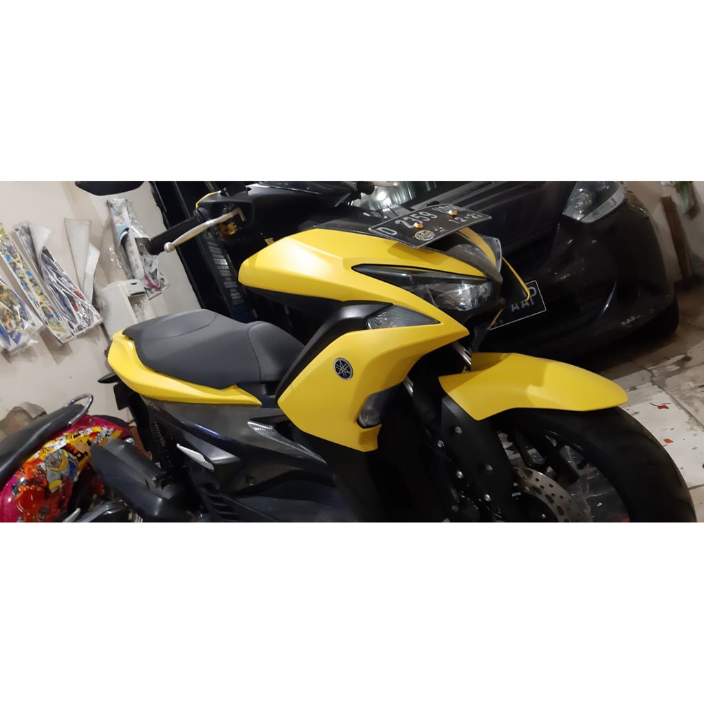 

cutting sticker stiker bebas desain printing waterproof label merk laminasi 111