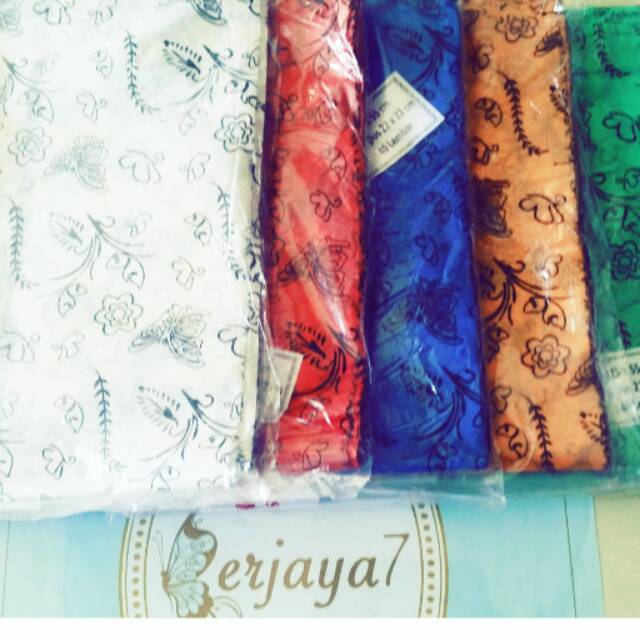 Kresek batik dasar kotak