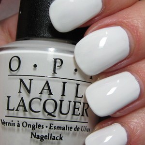 OPI Nail Lacquer 15ml  L00 Alpine Snow