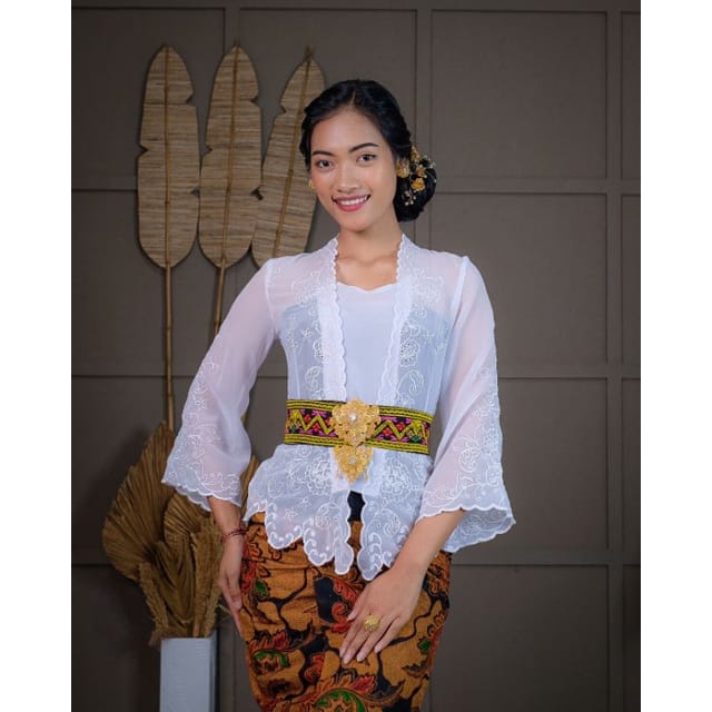 KEBAYA JADI BORDIR PUTIH MOTIF BUNGA