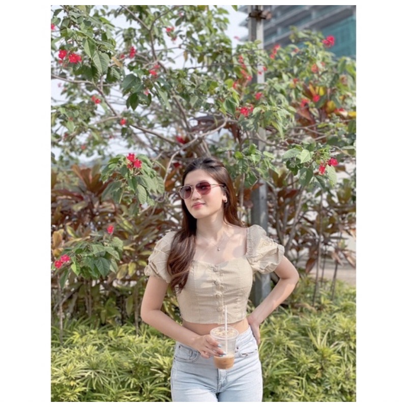 Yoora Top--baju crop--kemeja crop--kemeja korea--kemeja kotak-kotak--baju korea