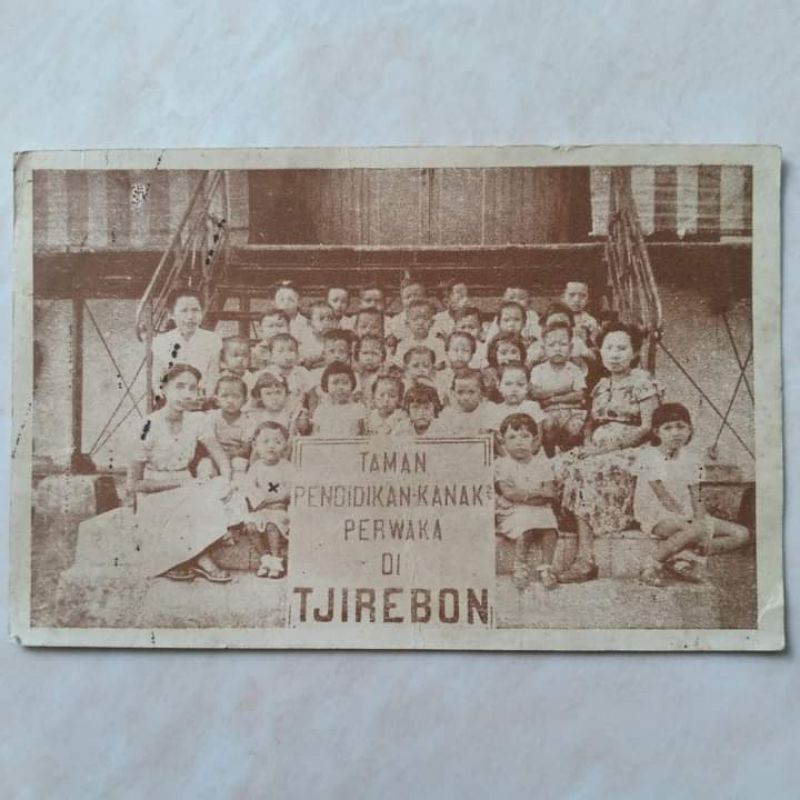 

Kartu Pos Foto Kuno Lawas Jadul ASLI Taman Pendidikan Kanak-Kanak Perwaka Tjirebon Tahun 1950an