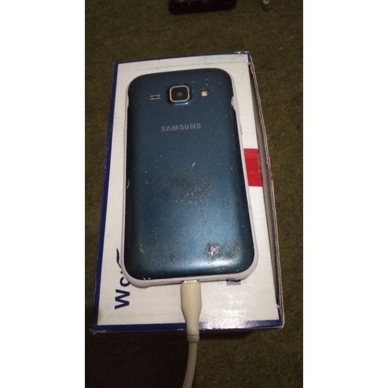 Samsung J1 Minus