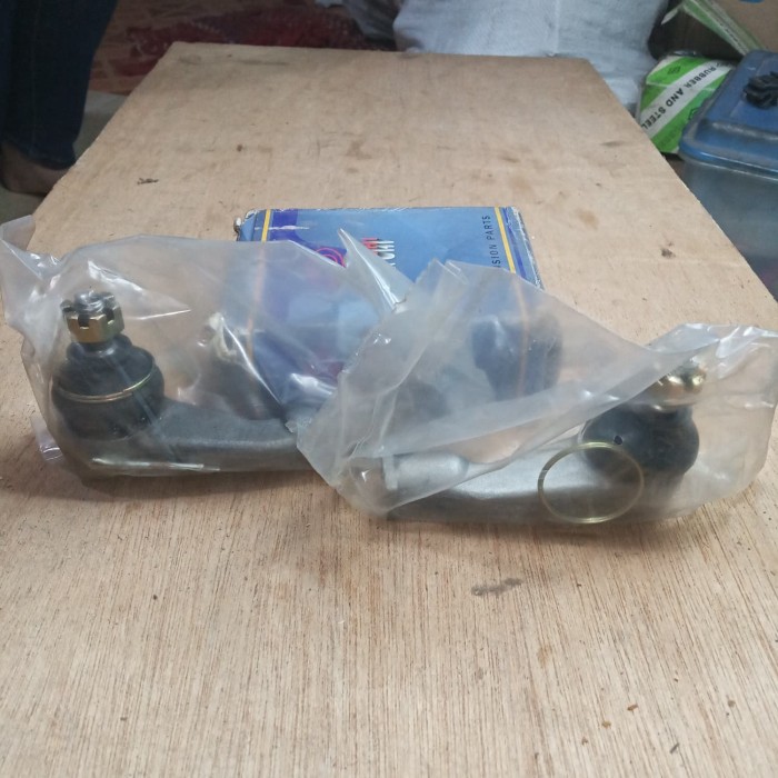 Tie rod Daihatsu Charade G11