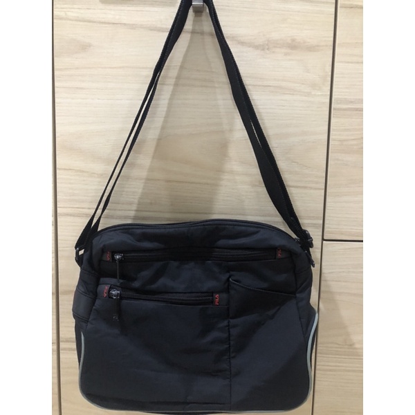 FILA SLING BAG PRELOVED