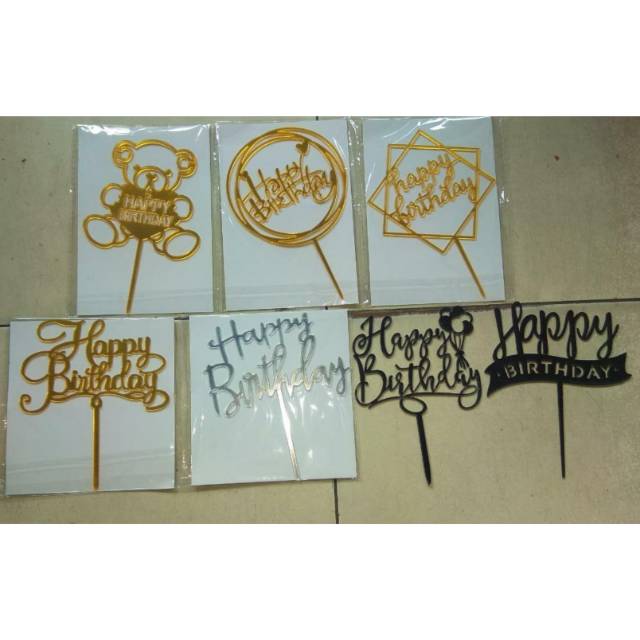 Toper kue ulang tahun