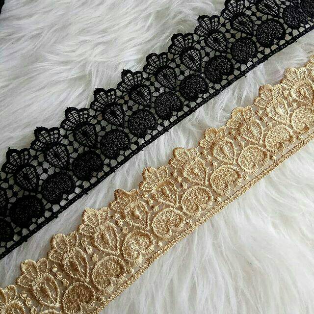 Renda gyper/giper guiper ghiper ghyper bunga 1833 dijual per yard