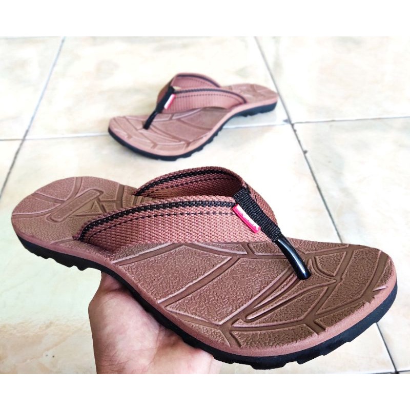 SANDAL GUNUNG PRIA OUTDORR SANDAL JAPIT SELOP CASUAL