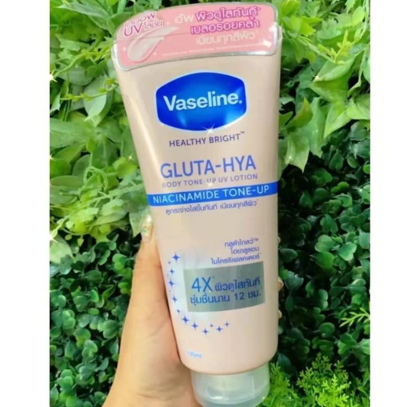 Lotion Vaseline GlutaHya Niacinamide Toneup with UV Protection 330ml (Thailand)