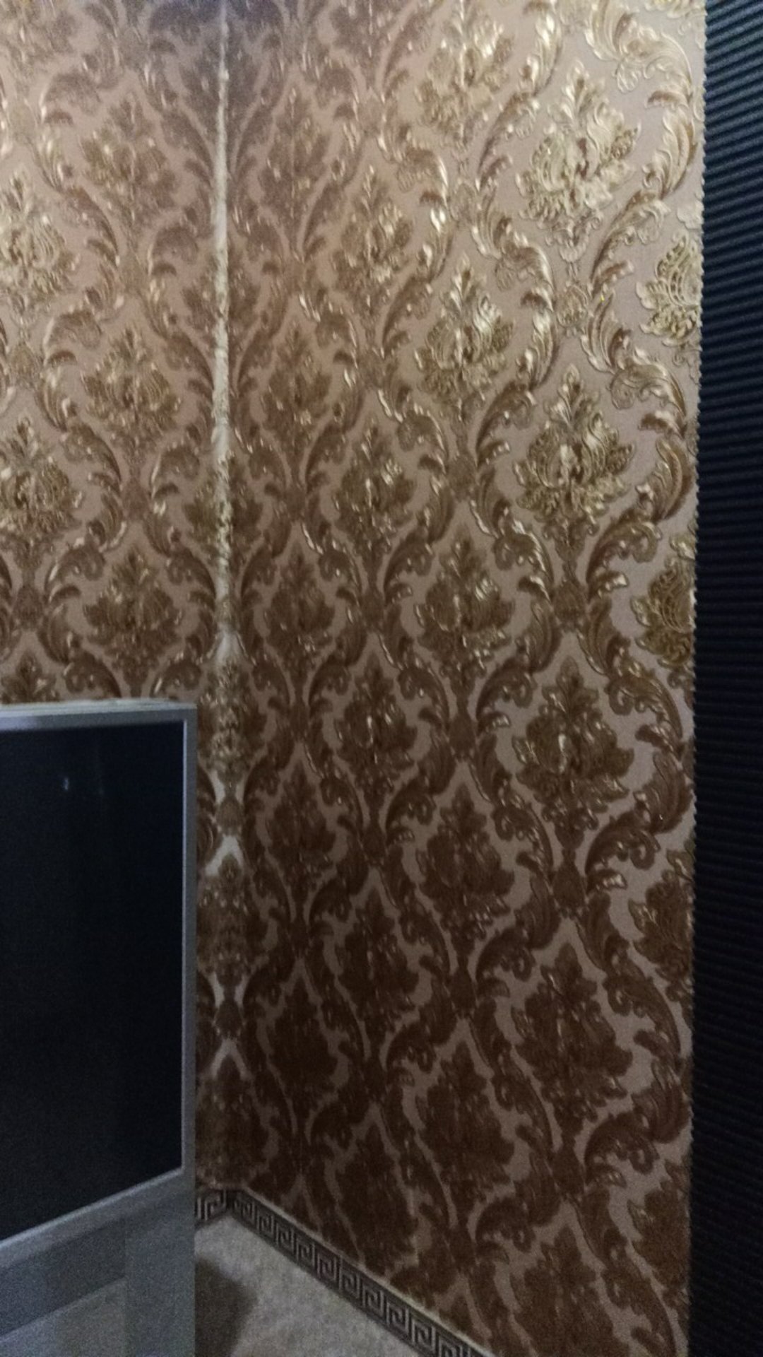 Wallpaper Dinding Murah Klasik Batik Mewah Gold