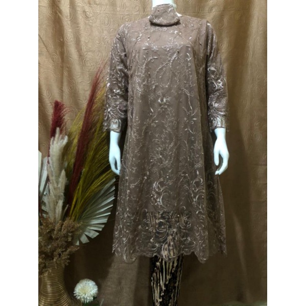 TUNIK TILE JUMBO LD 130.KEBAYA MODERN.KEBAYA TILE.BAJU KEBAYA-MOCCA