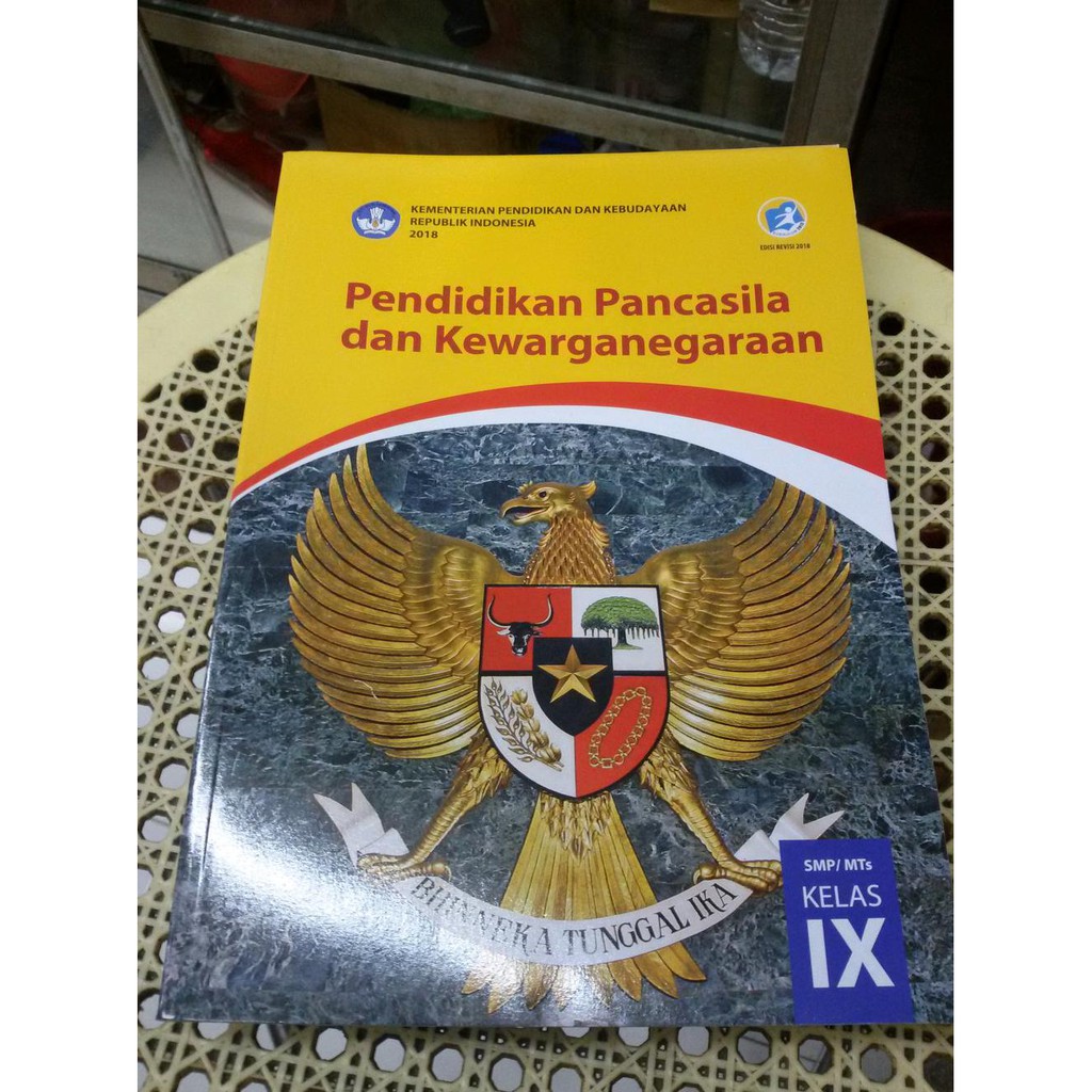 Buku Pkn Kelas 9 K13 Revisi 2018