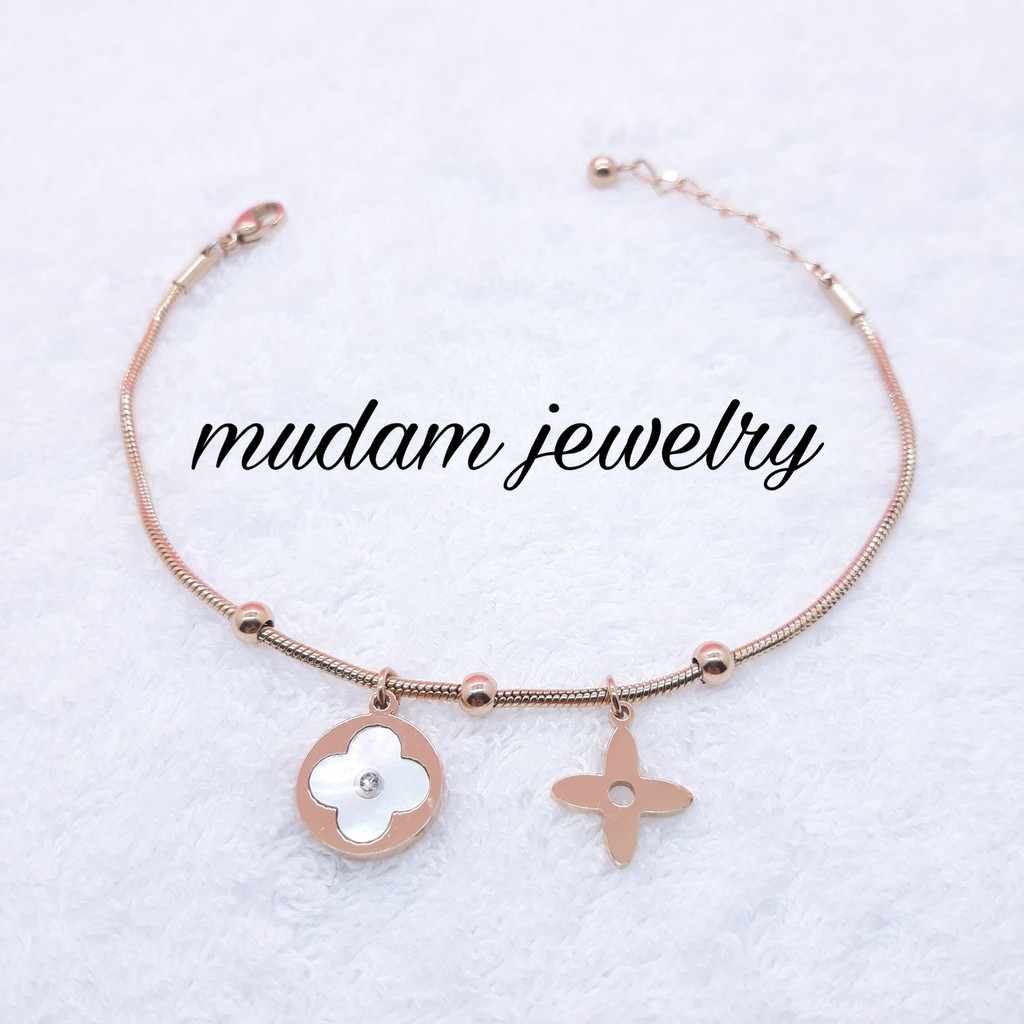 Gelang Titanium Motif Bunga Kulit Kerang Rose Gold 18K