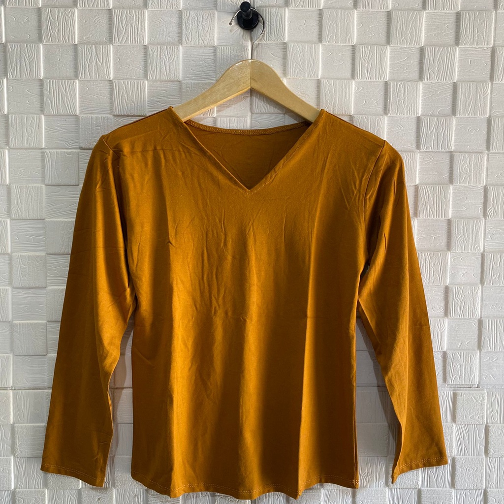 Atasan kaos vneck polos lengan panjang wanita/kaos polos wanita/atasan wanita/kaos vneck/atasan lengan panjang/pakaian wanita/atasan terbaru/kaos kekinian/atasan vneck/kaos murah/atasan murah/atasan/kaos/syafiqa_14