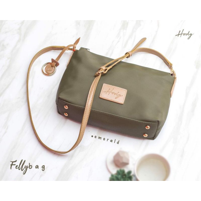 Felly bag hody