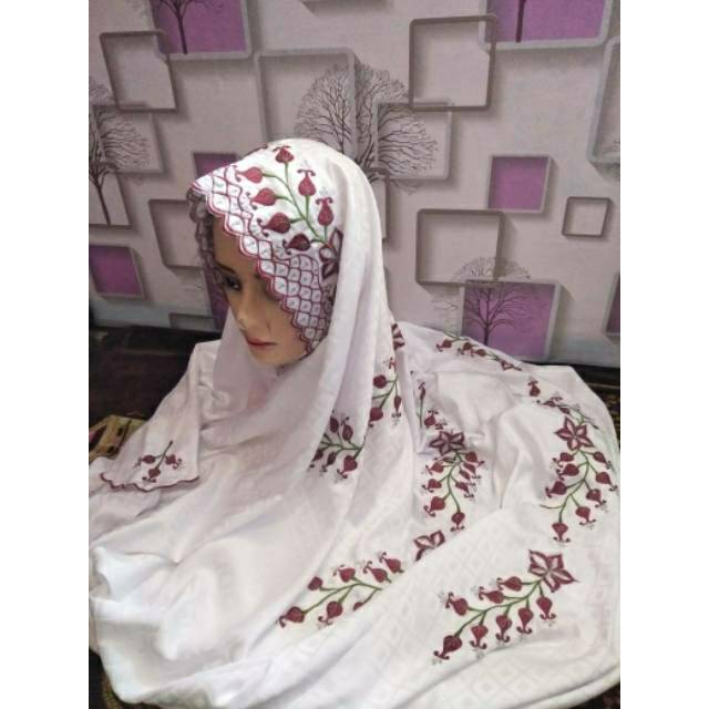 Mukena Terusan Semi Sutra