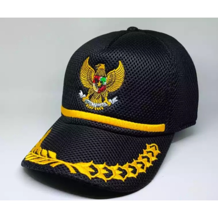 Topi garuda / topi Indonesia / topi doublemess garuda / topi nkri / topi Indonesia /topi baseball