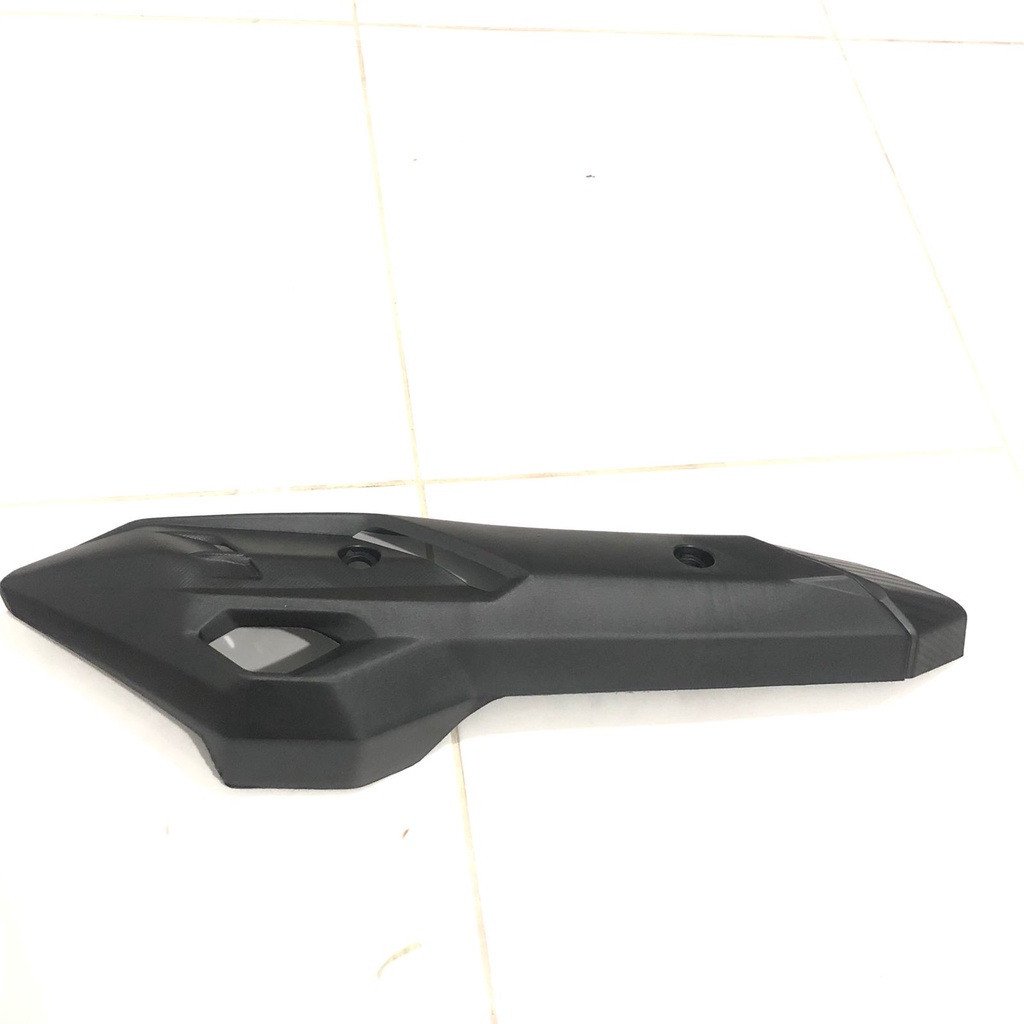 cover tutup tameng knalpot motor honda vario 150 new injection original - tutup cover knalpot vario 150 new injection honda original import