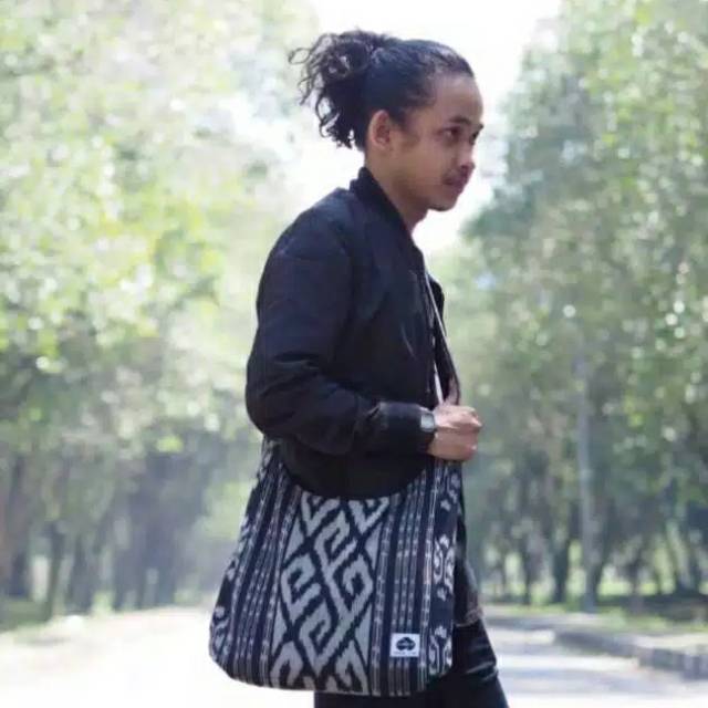 TAS TENUN MOTIF TORAJA